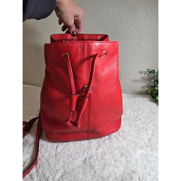 COACH F24385 Red Pebbled Leather Drawstring Park Turnlock Backpack - Picture 5 of 13